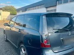Grau Gebraucht 2005 Mitsubishi Grandis Van / Kleinbus | 1.450 € (Guter Preis)