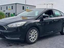 Schwarz Gebraucht 2015 Ford Focus Limousine | 4.499 € (Guter Preis)
