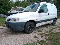 Weiß Gebraucht 2000 Citroën Berlingo Van / Kleinbus | 799 €