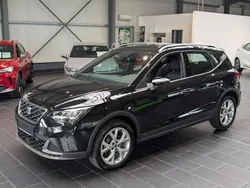 Schwarz Gebraucht 2024 Seat Arona FR SUV | 23.900 € (Fairer Preis)