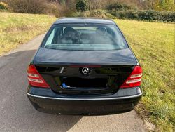 Schwarz Gebraucht 2002 Mercedes C180 Limousine | 1.999 € (Guter Preis)