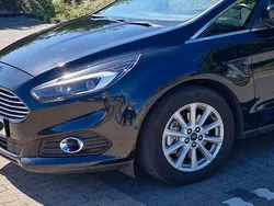 Schwarz Gebraucht 2015 Ford S-MAX Titanium Van / Kleinbus | 11.900 € (Fairer Preis)