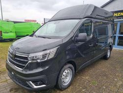 Tenebroschwarz metallic Neu 2025 Renault Trafic Komfort Van / Kleinbus | 36.290 € (Fairer Preis)