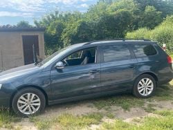 Blau Gebraucht 2005 VW Passat Kombi | 2.355 € (Fairer Preis)