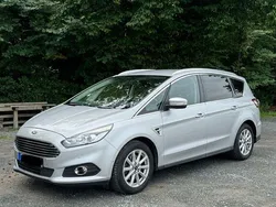 Silber Gebraucht 2017 Ford S-MAX Titanium Van / Kleinbus | 16.498 € (Fairer Preis)