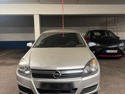 Silber Gebraucht 2004 Opel Astra Kleinwagen | 900 € (Superpreis)