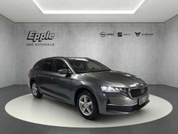 Graphitegrau metallic Gebraucht 2025 Skoda Octavia Selection Kombi | 29.890 € (Superpreis)