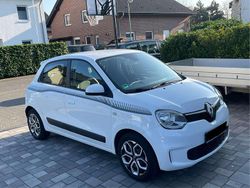 Weiß Gebraucht 2019 Renault Twingo LIMITED Kleinwagen | 8.290 € (Guter Preis)