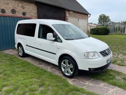 Weiß Gebraucht 2010 VW Caddy Maxi Team Van / Kleinbus | 6.900 € (Teuer)
