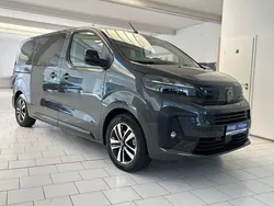 Titangrau Neu 2025 Peugeot Traveller Allure Van / Kleinbus | 46.990 € (Fairer Preis)