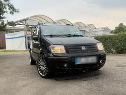 Schwarz Gebraucht 2006 Fiat Panda Kleinwagen | 2.000 €
