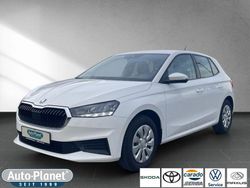 Weiß Gebraucht 2023 Skoda Fabia Active Limousine | 15.990 € (Fairer Preis)