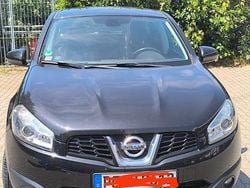 Schwarz Gebraucht 2013 Nissan Qashqai Acenta SUV | 8.400 € (Fairer Preis)