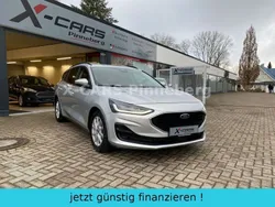 Silber Gebraucht 2022 Ford Focus Cool & Connect Kombi | 15.999 € (Fairer Preis)