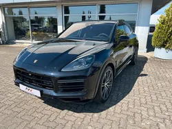 Schwarz Gebraucht 2020 Porsche Cayenne Turbo SUV | 88.500 € (Teuer)