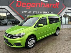 Grün Gebraucht 2018 VW Caddy Maxi Beach Van / Kleinbus | 28.999 € (Teuer)