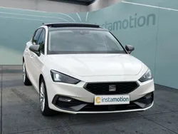 Weiß Gebraucht 2022 Seat Leon Beats Limousine | 23.480 € (Fairer Preis)