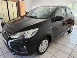 Schwarz Gebraucht 2023 Mitsubishi Space Star Select Kleinwagen | 10.990 € (Fairer Preis)