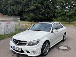 Weiß Gebraucht 2008 Mercedes C63 AMG AMG Limousine | 21.999 € (Teuer)