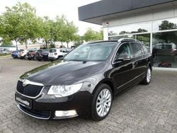 Braun Gebraucht 2013 Skoda Superb Exclusive Kombi | 15.300 €