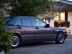 Andere farben Gebraucht 1992 Mercedes 190 Limousine | 9.900 €