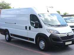 Weiß Gebraucht 2024 Citroën Jumper Van / Kleinbus | 27.368 € (Guter Preis)