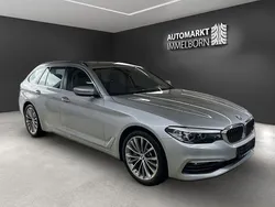 Glaciersilber metallic (metallic) Gebraucht 2020 BMW 530 Performance Limousine | 29.490 €