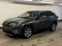 Grau Gebraucht 2020 Toyota RAV4 Hybrid Comfort SUV | 29.500 € (Fairer Preis)
