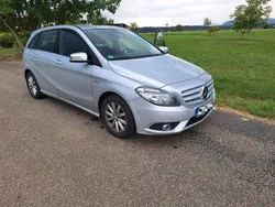 Silber Gebraucht 2012 Mercedes B180 Van / Kleinbus | 9.300 € (Guter Preis)