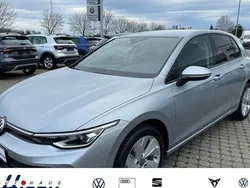 Silbern Neu 2024 VW Golf VIII Life Kombi | 27.101 € (Guter Preis)