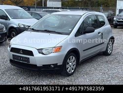 Silber Gebraucht 2011 Mitsubishi Colt Edition Limousine | 3.299 € (Guter Preis)