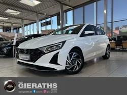 Weiß Neu 2025 Hyundai i20 Trend Limousine | 23.890 € (Etwas zu teuer)