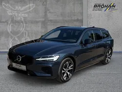 Blau Gebraucht 2021 Volvo V60 R-Design Kombi | 31.680 € (Fairer Preis)