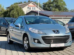 Blau Gebraucht 2010 Peugeot 207 CC Premium Cabrio | 5.790 € (Etwas zu teuer)