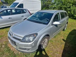 Silber Gebraucht 2005 Opel Astra Edition Limousine | 950 € (Superpreis)