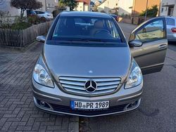 Gebraucht 2006 Mercedes B170 Van / Kleinbus | 4.300 € (Etwas zu teuer)