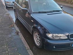Blau Gebraucht 2004 BMW 320 Kombi | 2.500 € (Guter Preis)
