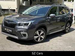 Grau Gebraucht 2021 Subaru Forester Platinum SUV | 24.900 € (Fairer Preis)