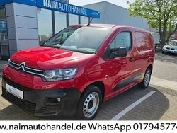 Rot Gebraucht 2019 Citroën Berlingo Van / Kleinbus | 15.500 € (Fairer Preis)
