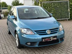 Blau Gebraucht 2005 VW Golf Plus Cross Van / Kleinbus | 3.499 € (Teuer)