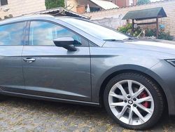 Grau Gebraucht 2017 Seat Leon ST FR Kombi | 17.000 € (Fairer Preis)