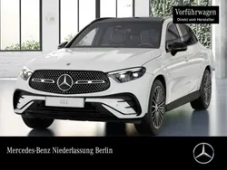 Grau Gebraucht 2024 Mercedes GLC200 AMG SUV | 60.900 € (Teuer)