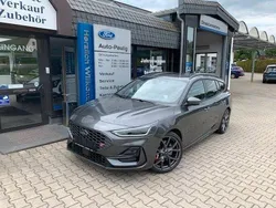 Grau Neu 2025 Ford Focus ST Limousine | 39.890 € (Guter Preis)