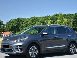 Grau Gebraucht 2021 Kia e-Niro Vision SUV | 16.750 € (Superpreis)