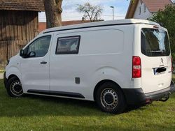 Weiß Gebraucht 2018 Citroën Jumpy Profi Van / Kleinbus | 27.755 €