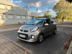 Silber Gebraucht 2016 Kia Picanto DREAM-TEAM Edition Kleinwagen | 5.999 € (Fairer Preis)