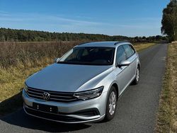 Silber Gebraucht 2021 VW Passat Kombi | 16.000 € (Guter Preis)