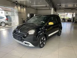 Schwarz Neu 2025 Fiat Panda Cross Cross Kleinwagen | 16.980 €