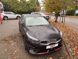 Schwarz Gebraucht 2022 Kia Ceed Sportswagon Kombi | 19.990 € (Guter Preis)