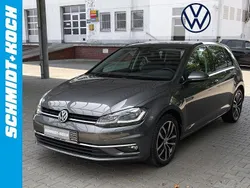 Silber Gebraucht 2018 VW Golf VII Highline Limousine | 15.450 € (Fairer Preis)